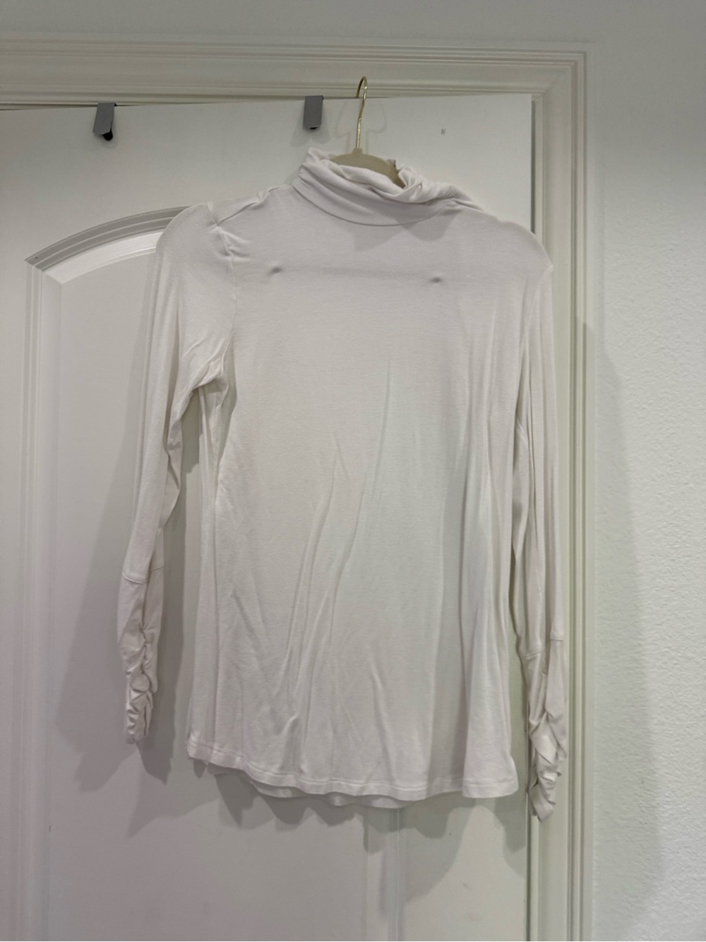 Style & Co. White Long-Sleeve Turtleneck Top